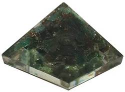 25-30mm Orgone Green Aventurine pyramid