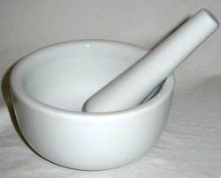 White Ceramic Mortar and Pestle Set